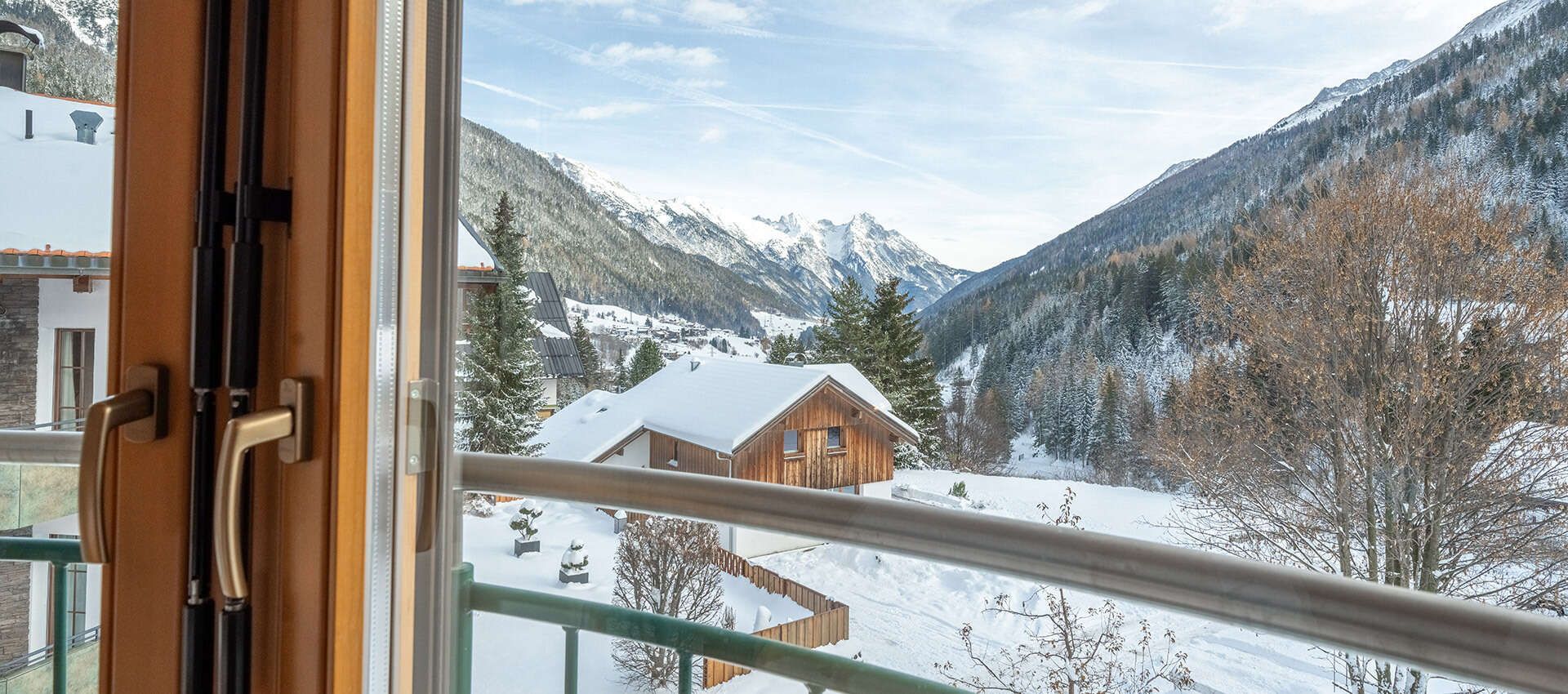 Ausblick von der Ferienwohnung des Apart Arlberg in St Anton am Arlberg