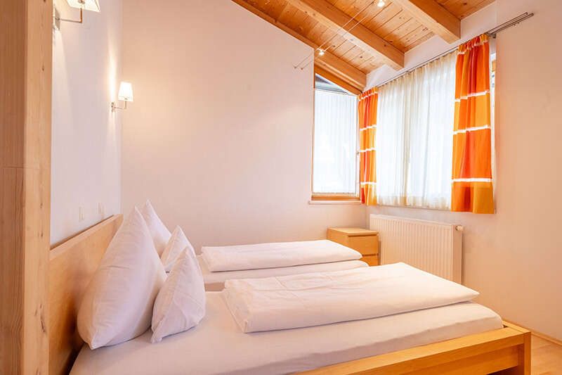 Zweibettzimmer in der Ferienwohnung Arlberg